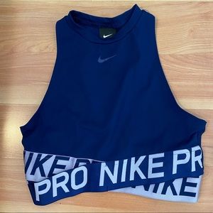 Nike Pro Sports Training Top Size Small